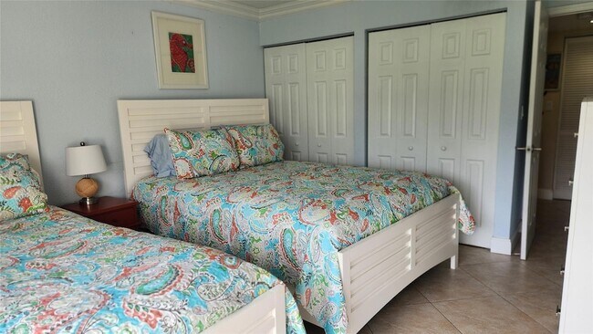 Building Photo - 2400 S Ocean Dr