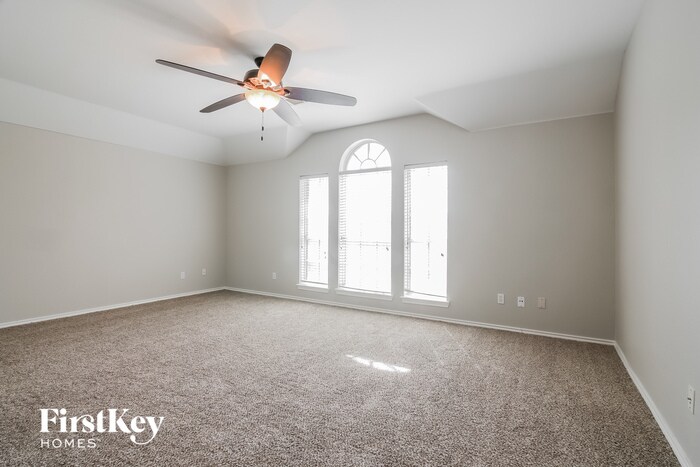Building Photo - 6605 Sandgate Dr