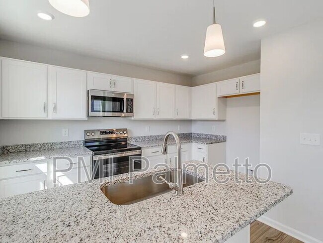 Building Photo - 3022 Harborview Dr