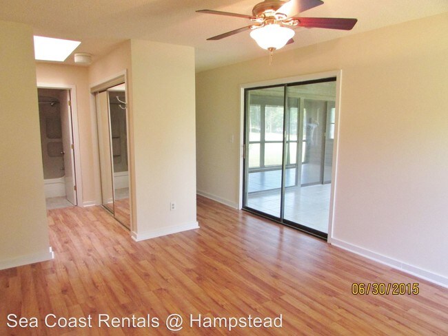 Building Photo - 710 Azalea Dr