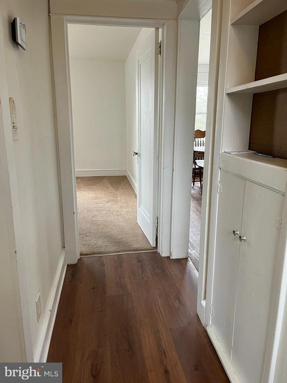 Building Photo - 3 N State St