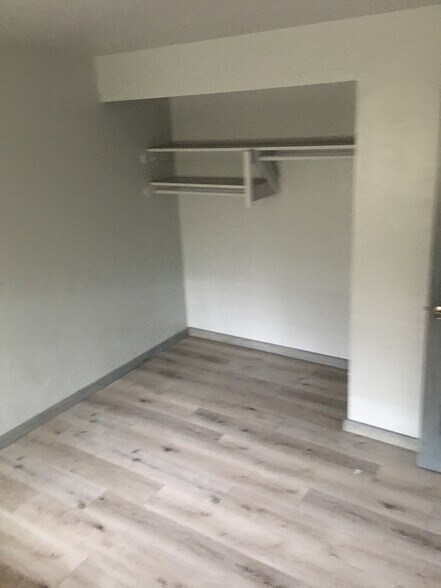 Building Photo - 1433 Witzel Ave