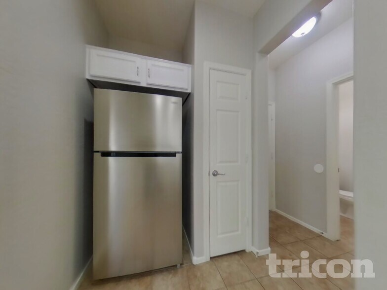 Building Photo - 14953 N 142nd Dr.