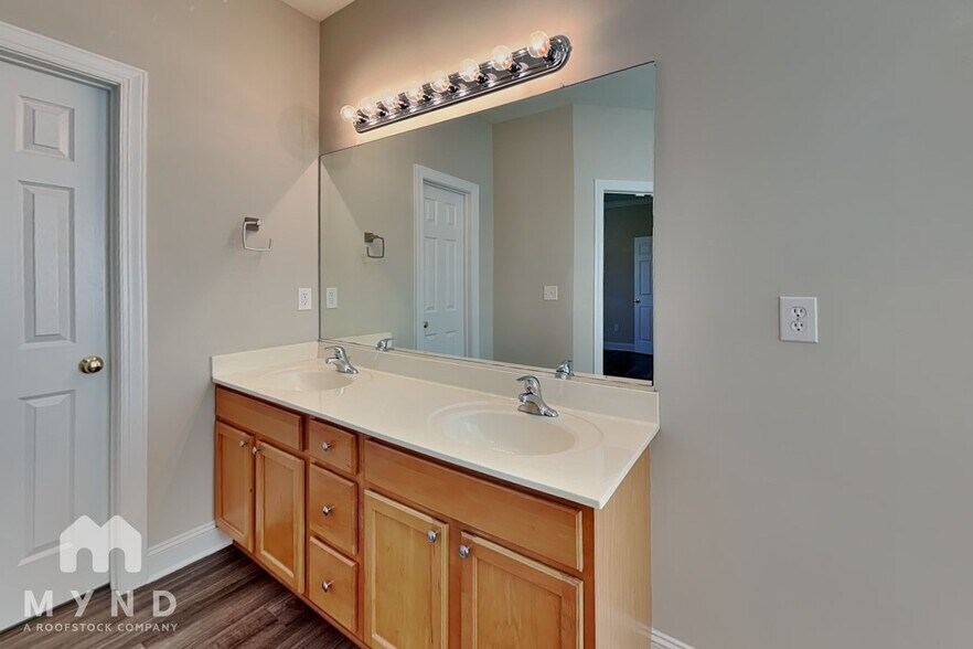 Building Photo - 2845 Atwood Rd