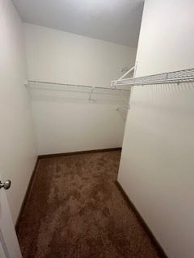 Building Photo - 486 S. Kaser