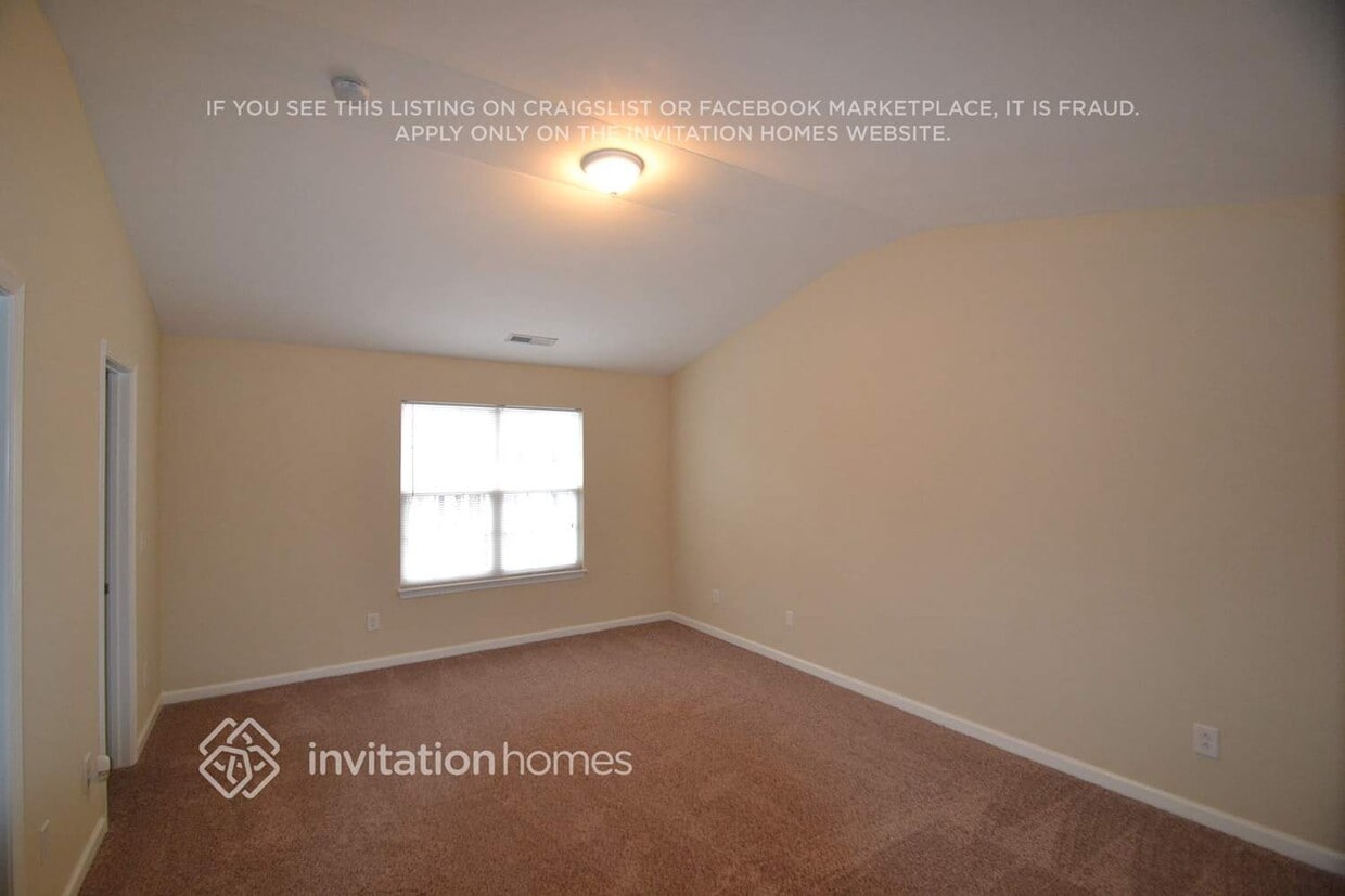 Building Photo - 5031 Rainmaker Dr