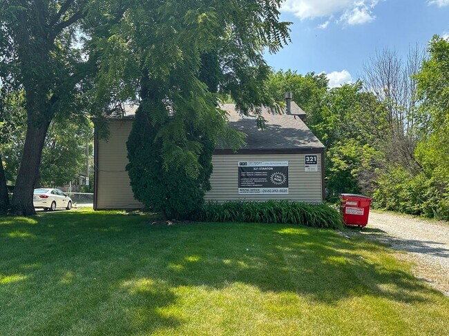 Primary Photo - 321 Stanton