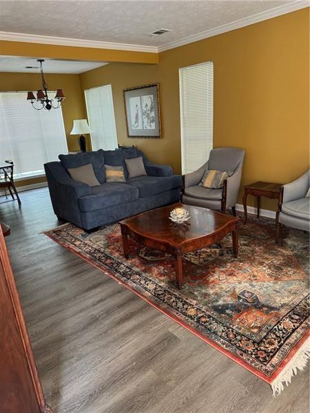 Building Photo - 2578 Shadowbrook Dr