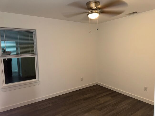 Building Photo - 9403 Madera Rd