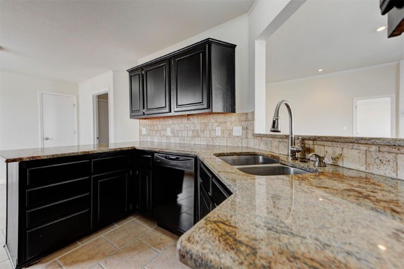Building Photo - 8125 Jason Dr