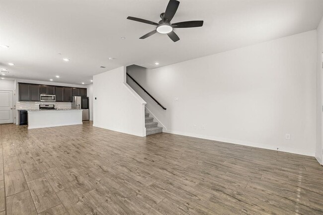 Building Photo - 2500 FOREST CREEK Dr