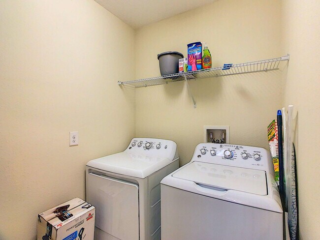 Building Photo - 705 Ocean Course Ave