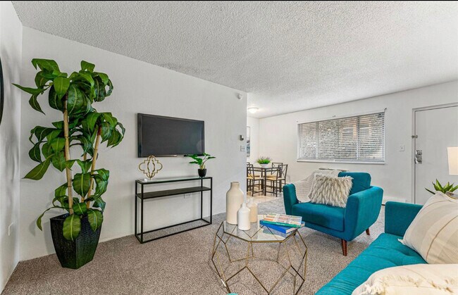 Building Photo - 1045 N Pennsylvania St