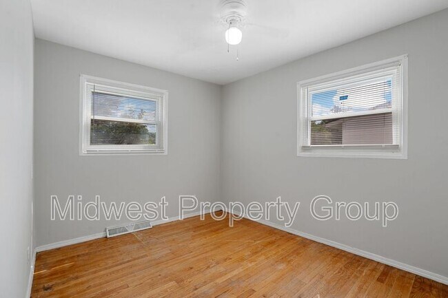 Building Photo - 1145 Scott Ave