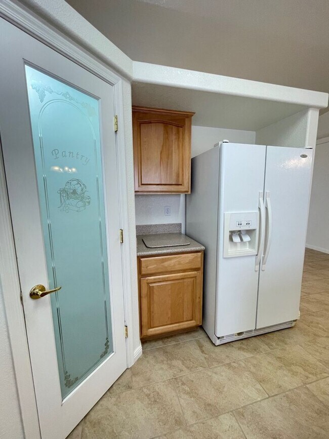 Building Photo - Coming Soon! DO NOT DISTURB TENANTS!