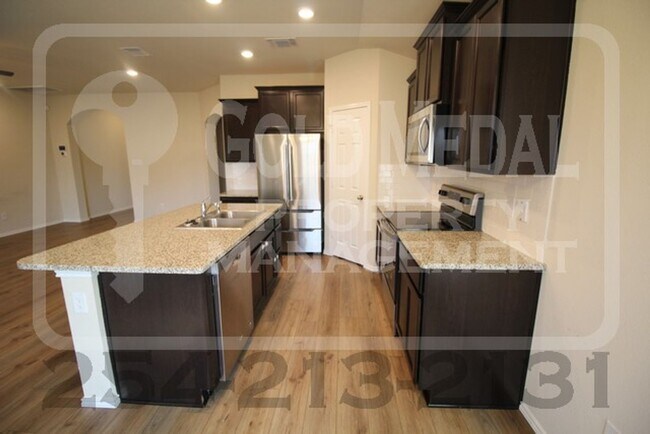 Building Photo - 306 Danielle Dr