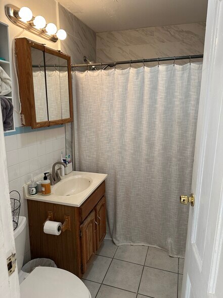 Building Photo - 219 Tremont St