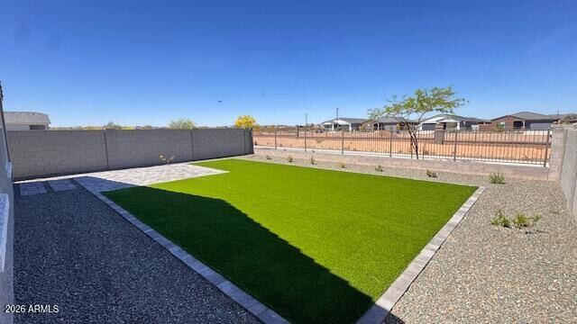 Building Photo - 16004 W Honeysuckle Dr