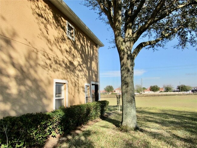 Building Photo - 896 Chelsea Dr