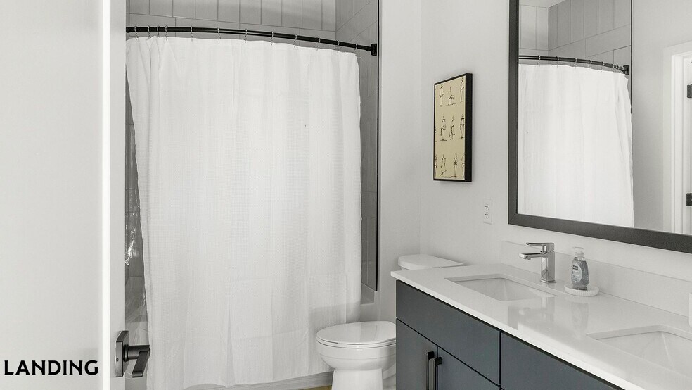 Building Photo - 1007 S Mint St