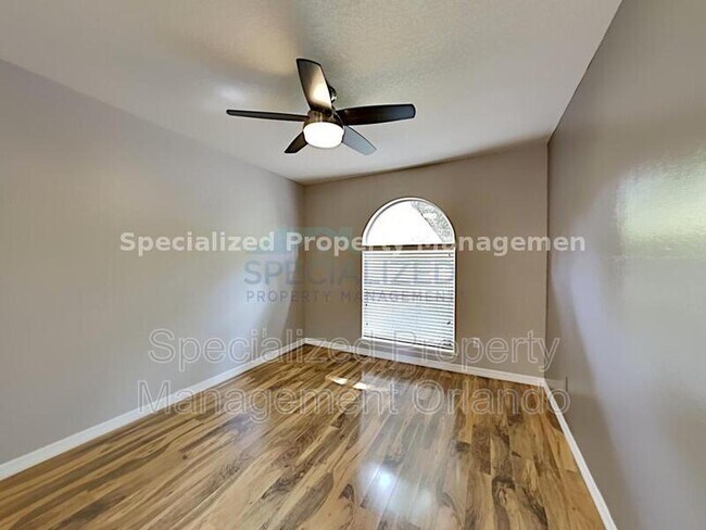 Building Photo - 805 W Smith St