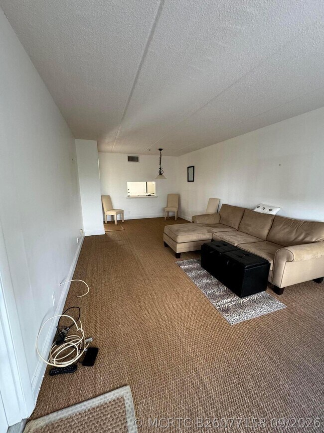Building Photo - 4500 N Flagler Dr