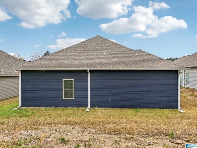 Building Photo - 559 Troubadour Ln