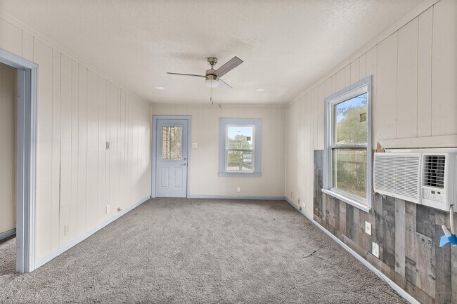 Building Photo - 4313 Engleford St