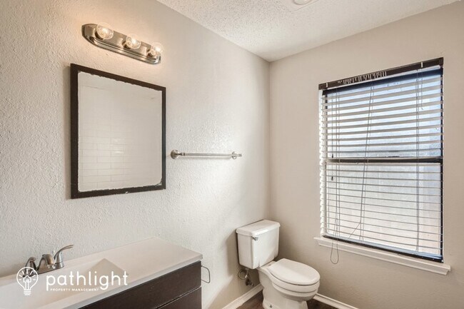 Building Photo - 2525 Brushwood Ln