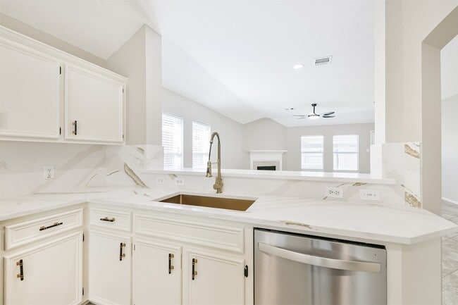 Building Photo - 26845 Iron Manor Ln