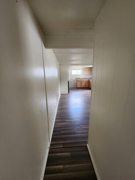 Hallway - 1461 33rd St NW