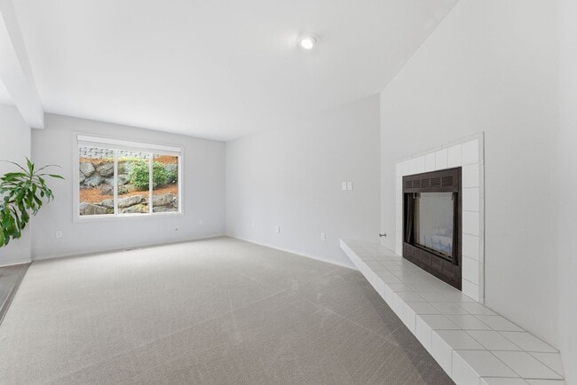 Building Photo - The Entertainer’s Dream