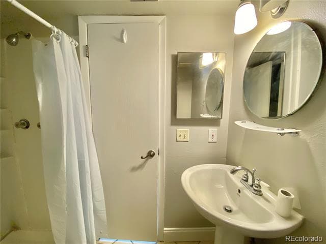 Building Photo - 3815 S Genoa Cir