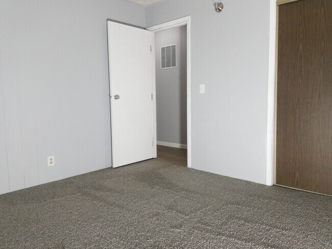 Master Bedroom - 6613 E 10th Ave