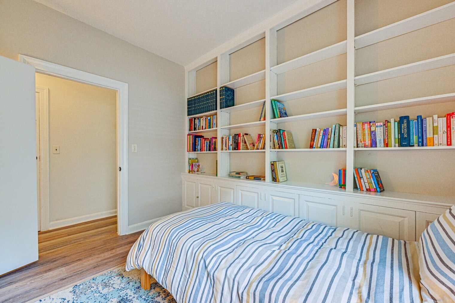 Building Photo - 518 Cortlandt Ave