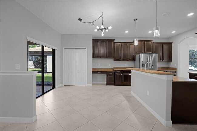 Building Photo - 1316 Gleneagles Ln