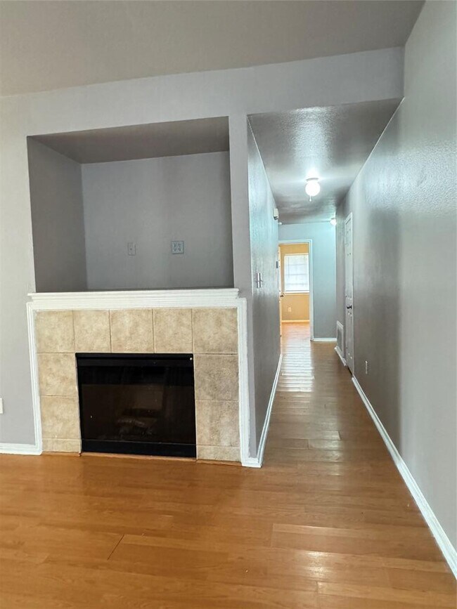 Building Photo - 1412 Vanilla Bean Dr