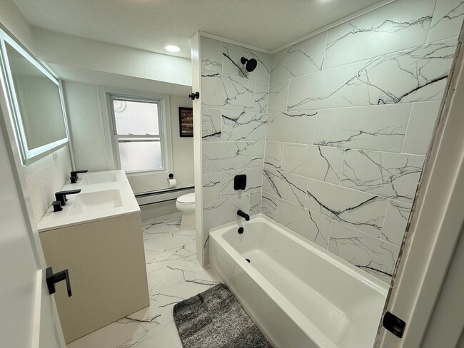 Building Photo - 8 N Nashville Ave