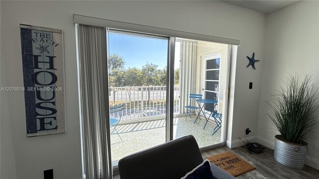 Building Photo - 4117 Bougainvilla Dr
