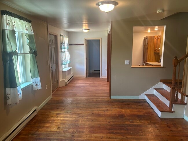 Building Photo - 5476 Lincoln Hwy