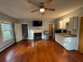 Building Photo - 11 Mulberry Claremont