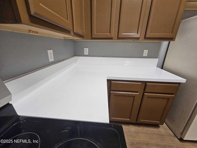 Building Photo - 6069 Maggies Cir