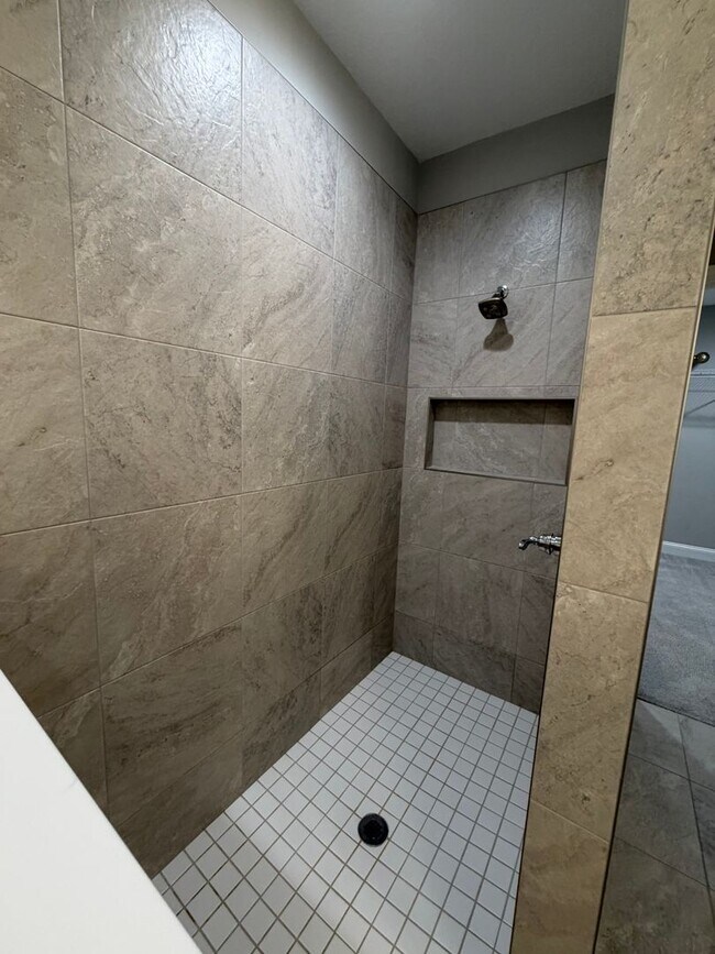Building Photo - 158 The Villas Wy