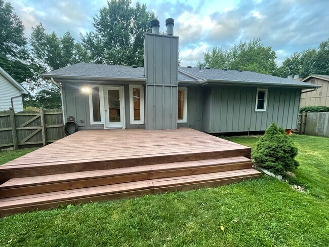 Building Photo - 7604 NW 76 Way