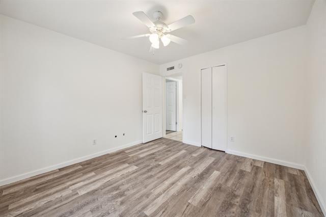Building Photo - 4218 Crestwood Dr