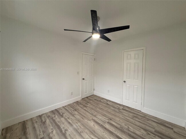 Building Photo - 1942 NE 172nd St