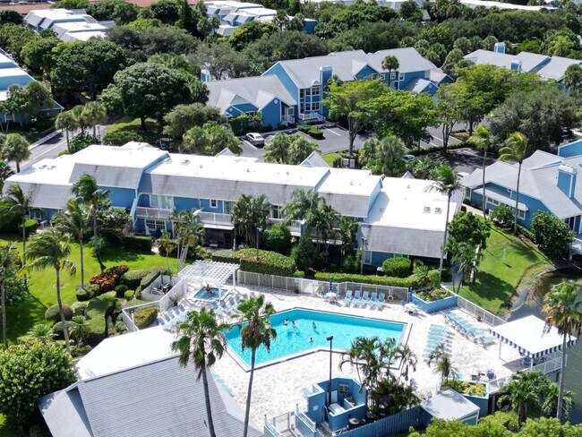 Building Photo - 1410 Ocean Dunes Cir