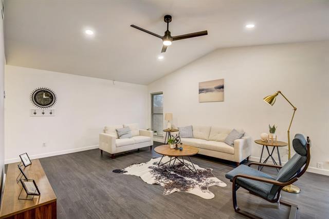 Building Photo - 4233 Glen Ridge Dr