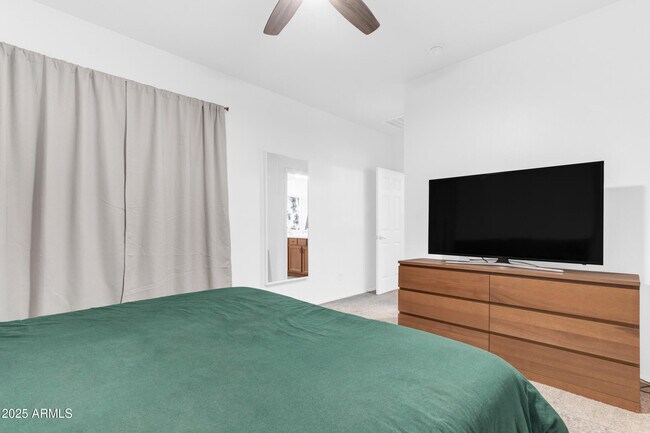 Building Photo - 7566 W Congressional Way