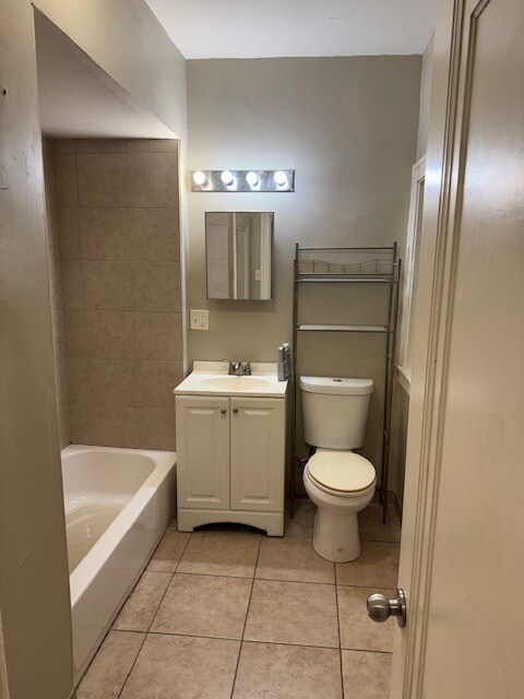 Building Photo - 4855 W Cortez St